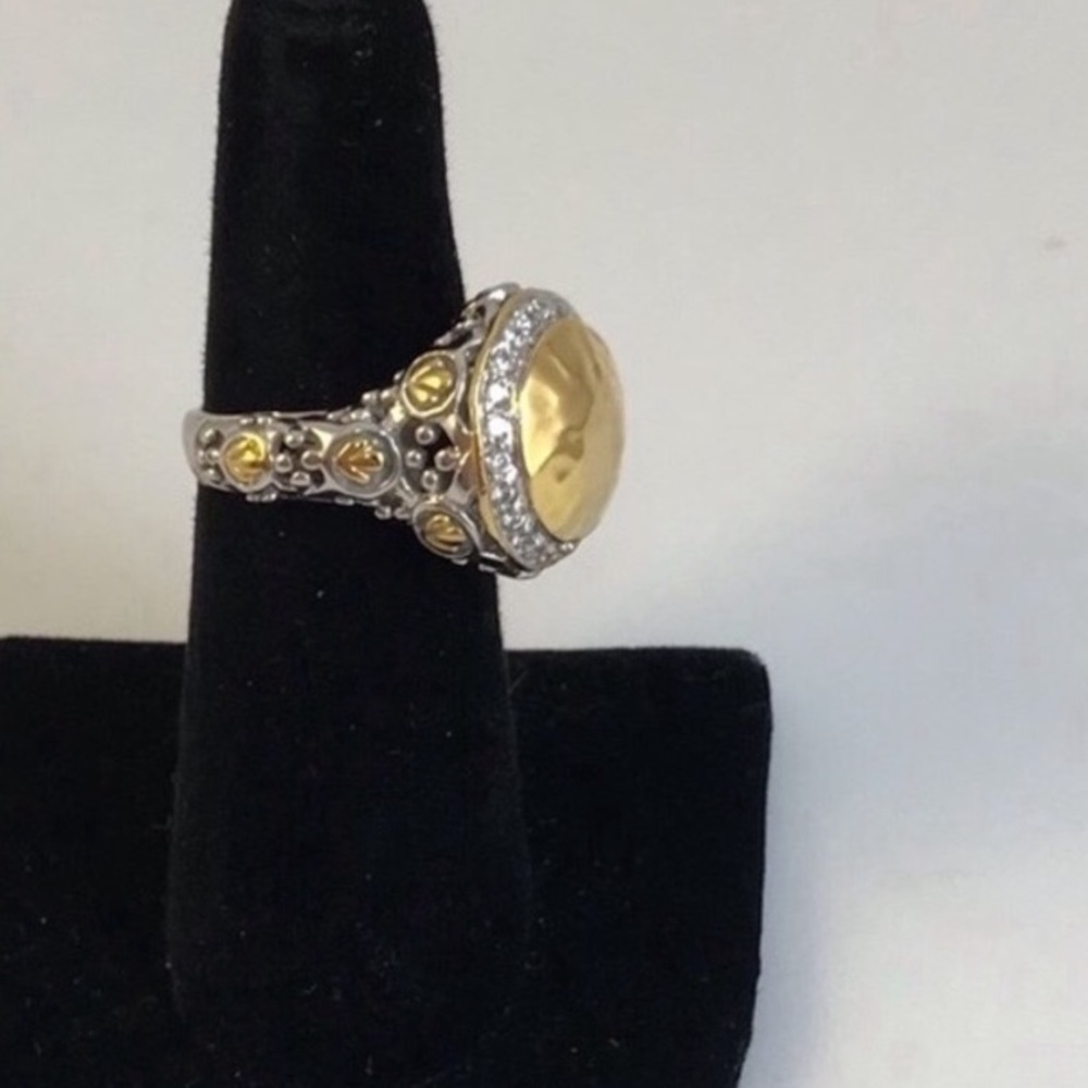 18k Hammered Dome Ring - Picture 7 of 13